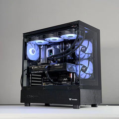 AMD Ryzen 7 9800X3D - Radeon RX 9070 XT - 32GB DDR5-1