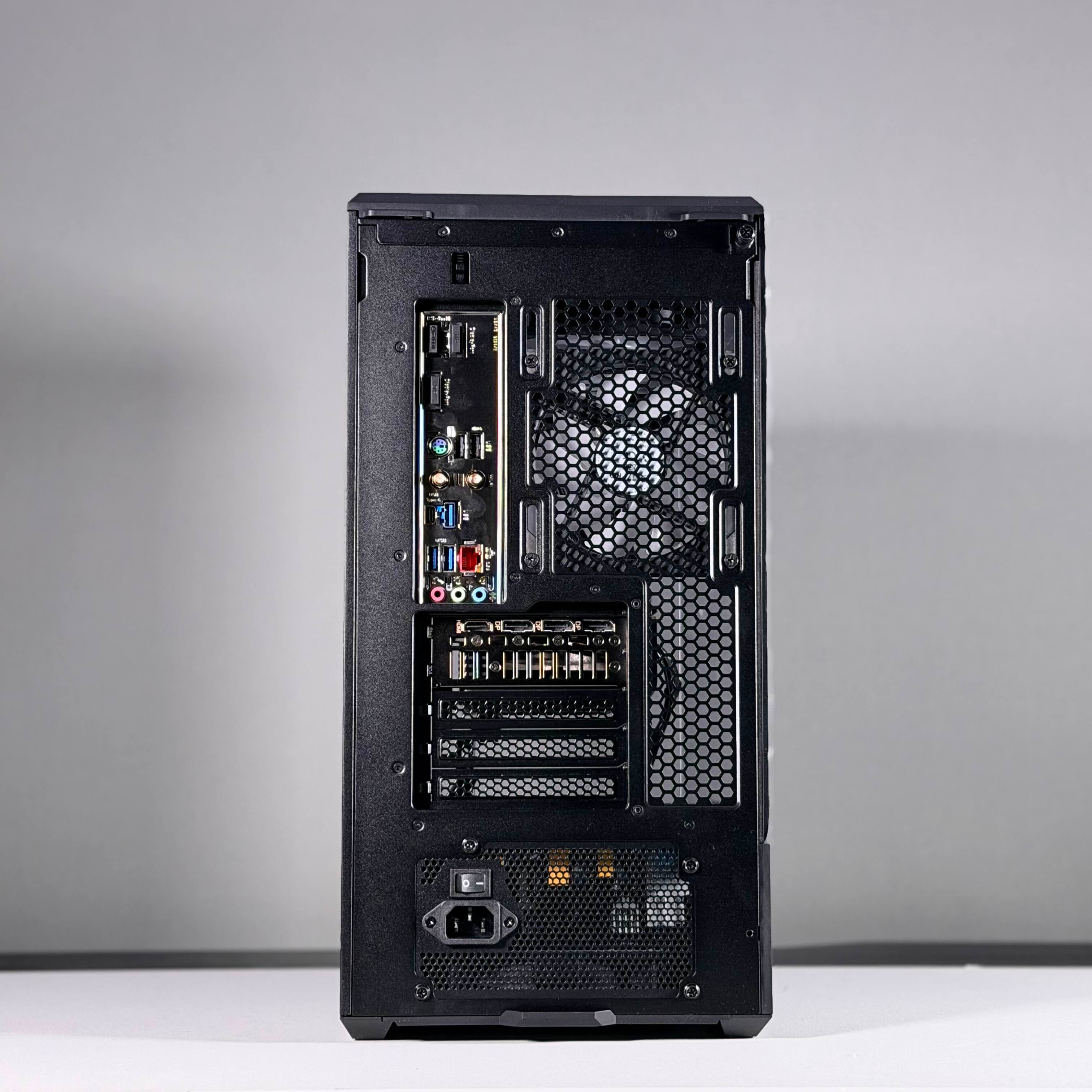 AMD Ryzen 5 7600X3D - GeForce RTX 5060 TI 8GB - 32GB DDR5 - 1TB M.2 NVMe SSD-3